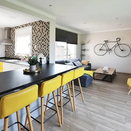 Apartment Atico Frente Al Museo Dali Figueres (Girona)