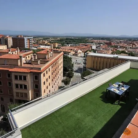 Atico Frente Al Museo Dali Figueres (Girona)